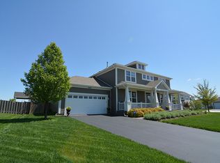 3004 Crossfire Trl, Elgin, IL 60124