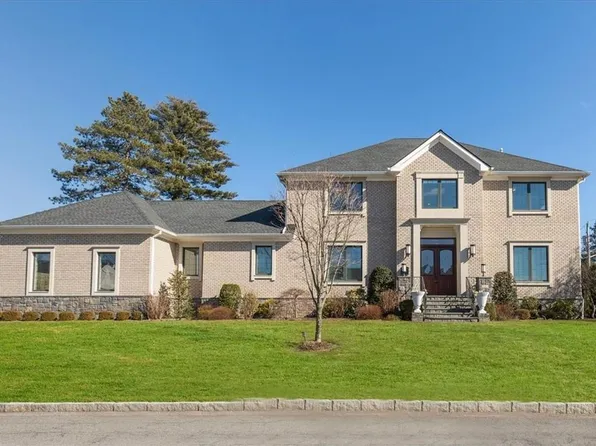 272 Wyndcliff Road, Scarsdale, NY 10583