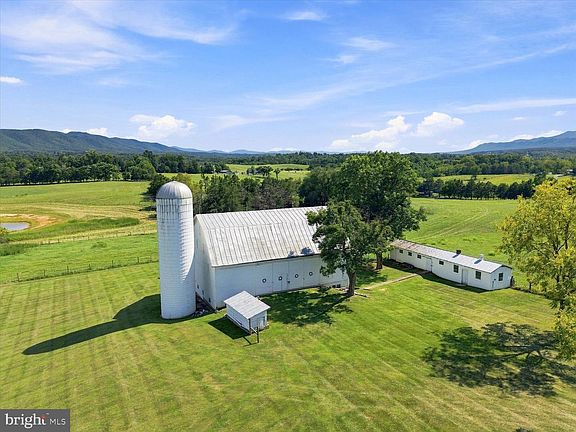 128th image of 625 Riverbend Rd