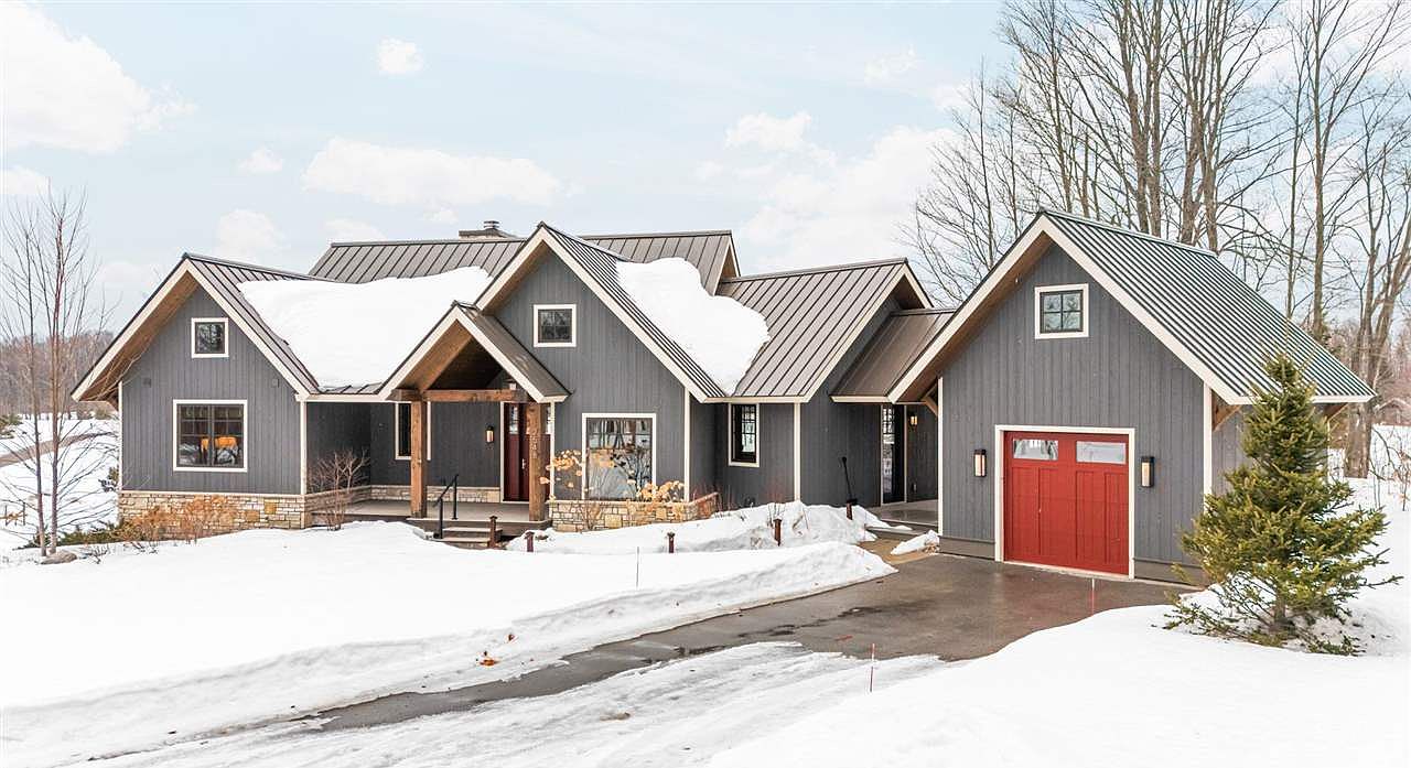 2548 Highlander Dr