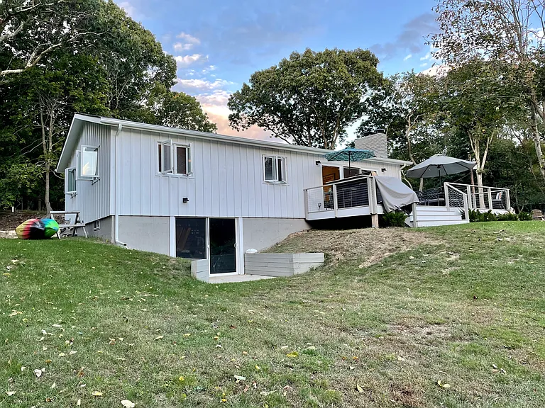 6 Community Dr — Photo 4