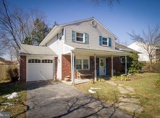 550 Wayne Dr, Southampton, PA 18966