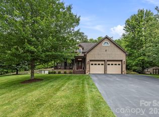21 School House Rd, Pisgah Forest, NC 28768