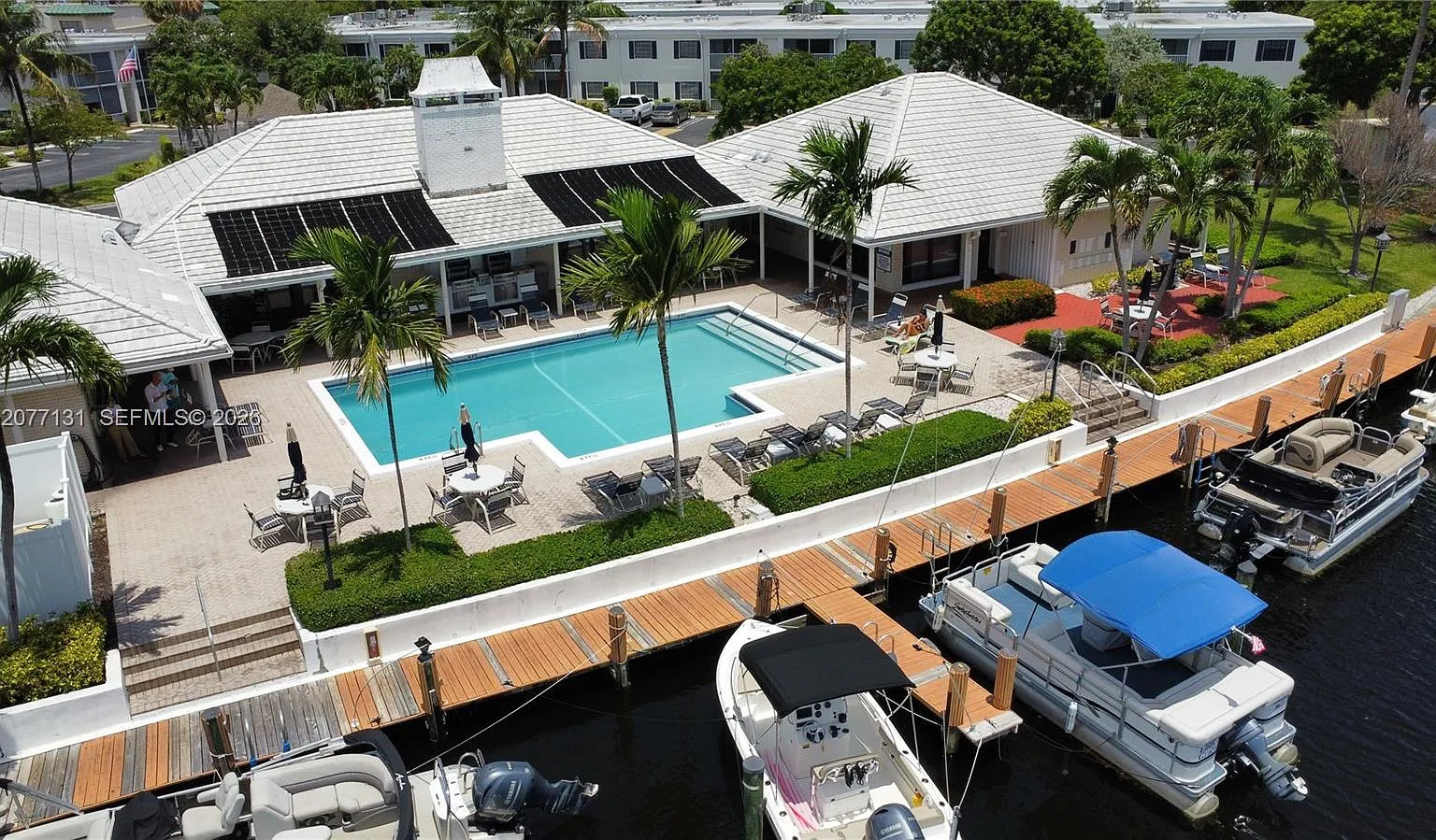 Cypress Club Condo — Photo 2
