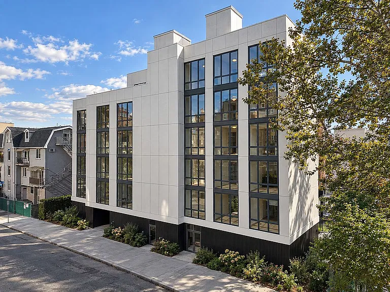 2-bedroom condo for sale in Brighton Beach