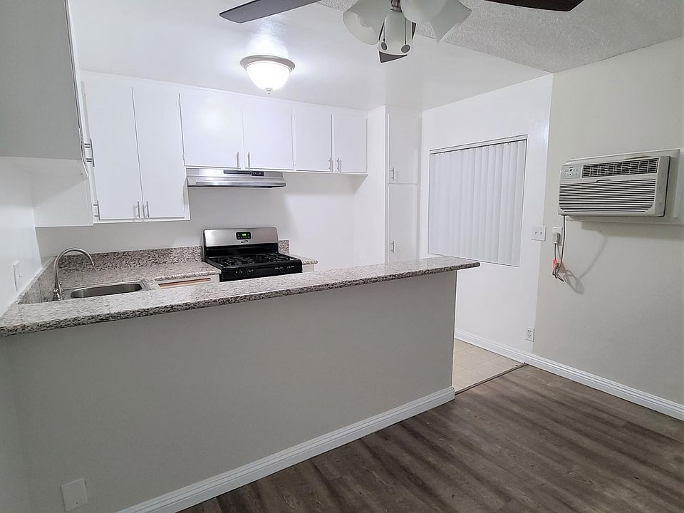 1st image of 3399 Bennett Dr APT 11
