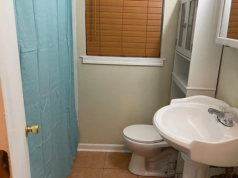 6455 Waverly Dr N — Photo 13