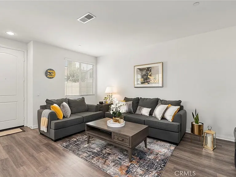 1721 Pantai Ave — Photo 14
