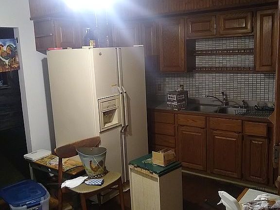 4th image of 2408 Ivy Ct