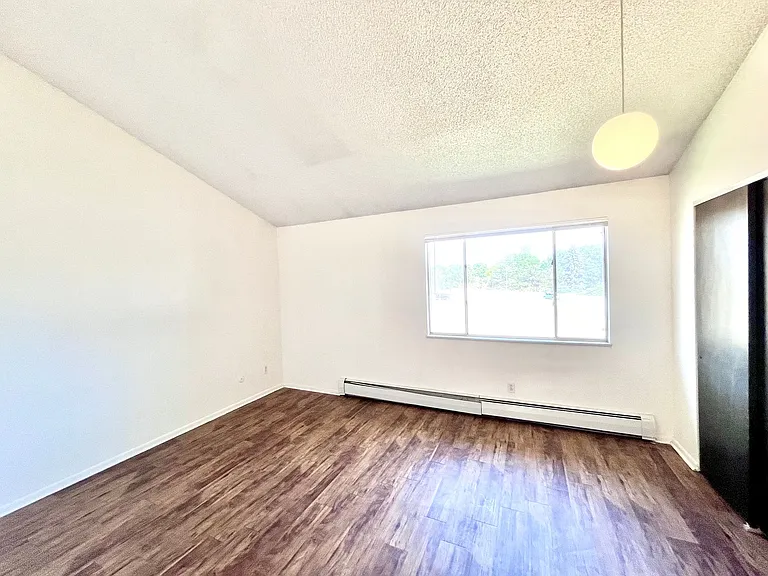 2897 Greenland Drive — Photo 7