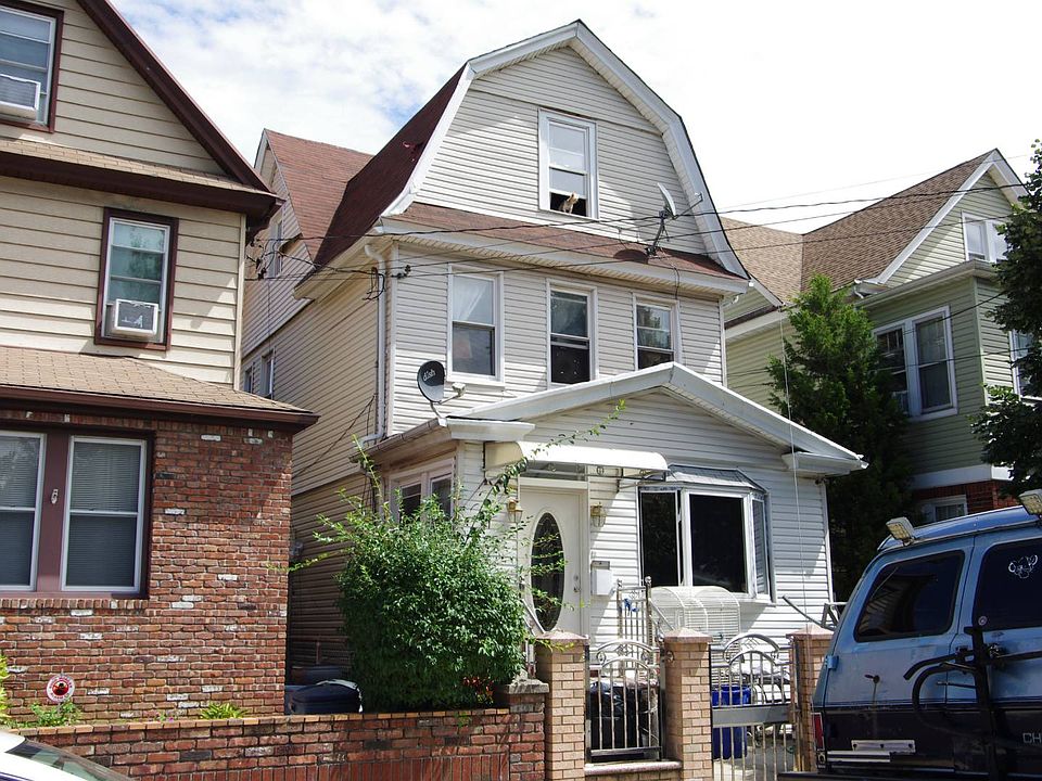 1st image of 9417 112th St