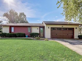 958 Johnson Ave, Oregon, WI 53575