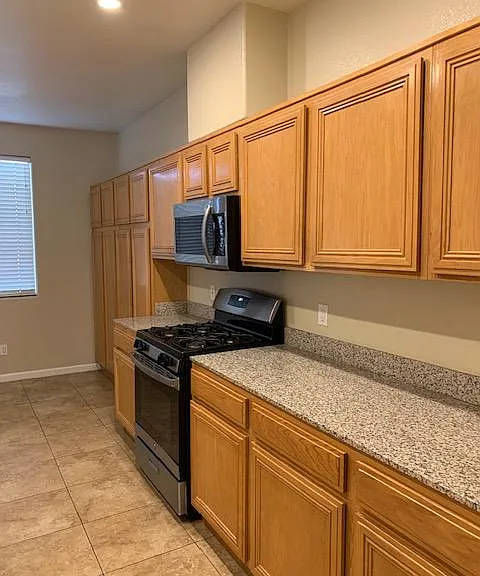 265 Paloma Vista St — Photo 14