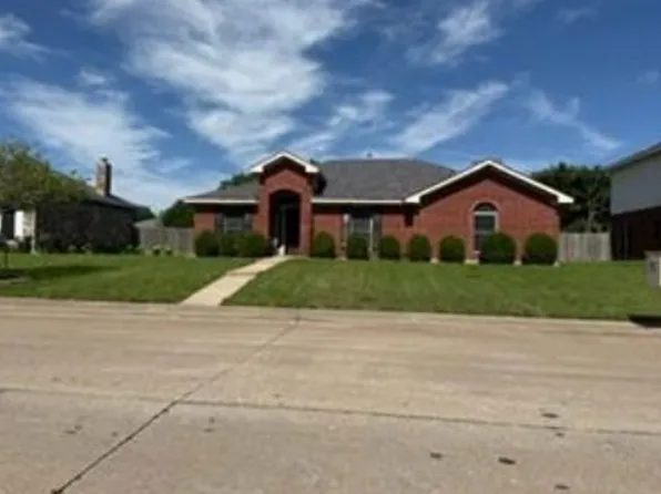 1131 Wentwood Dr, Desoto, TX 75115