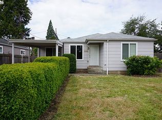 1060 21st St, Springfield, OR 97477