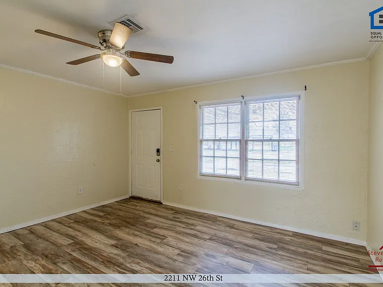 2211 NW 26th St — Photo 10