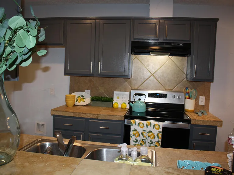 2518 Highdale Dr — Photo 21