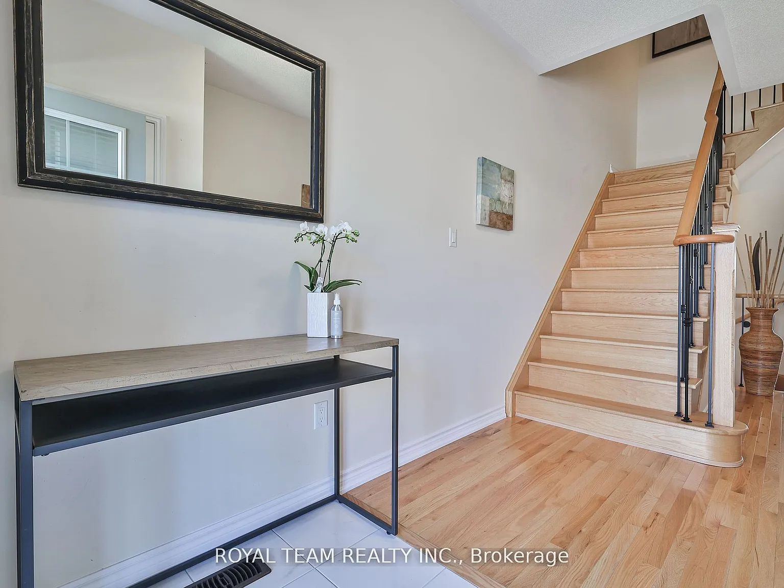 4 bed, $2,850 — Photo 4