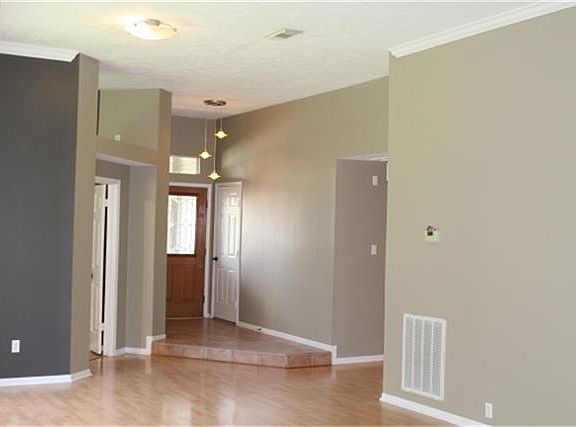 2nd image of 5007 Pine Prairie Ln