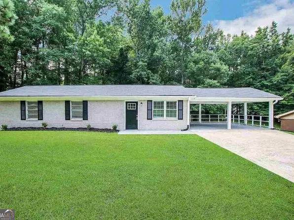 2997 Tara Woods Dr, Douglasville, GA 30135