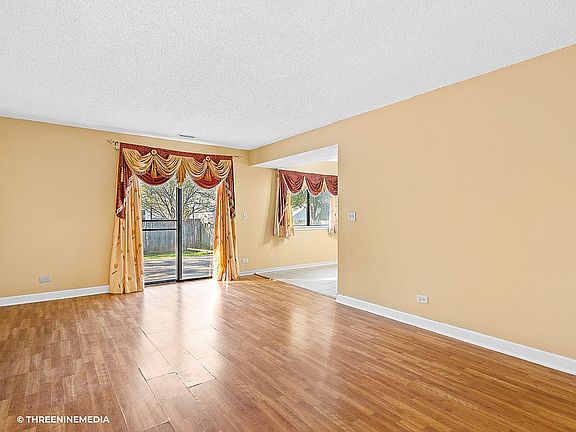 4th image of 1721 Zeppelin Dr