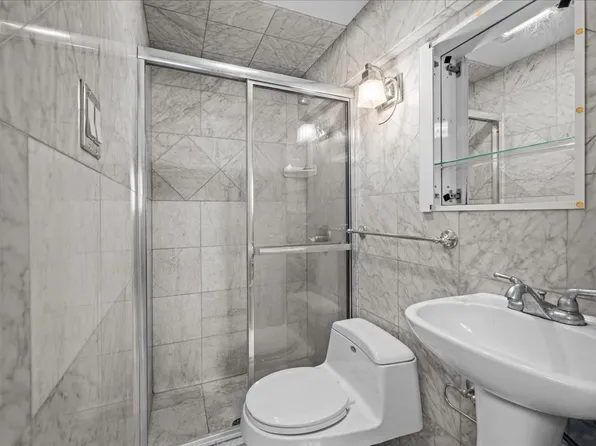 1344 East 64th Street image 12 of 27