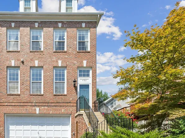 4782 Thornbury Dr, Fairfax, VA 22030