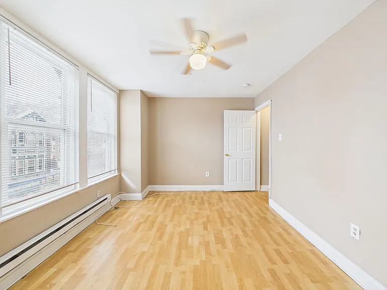 207 S 60th Street — Photo 17