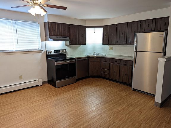 2nd image of 8 Losson Garden Dr #5