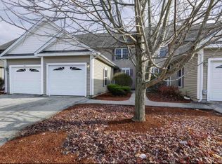 34 Overlook Cir, Hudson, NH 03051