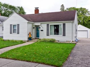 1012 6th Ave N, Moorhead, MN 56560