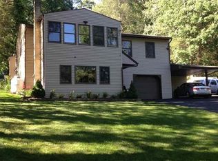 6952 Birchwood Rd, Harrisburg, PA 17112