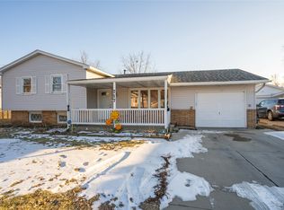 717 S 5th Ave E, Newton, IA
