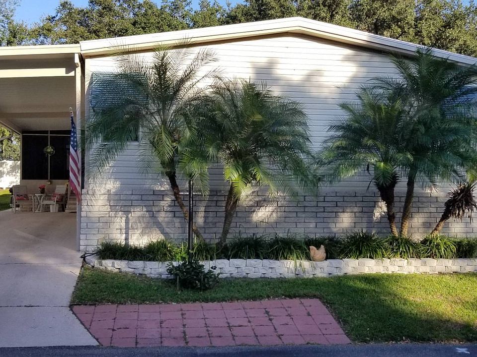 1st image of 10203 Oak Forest Dr
