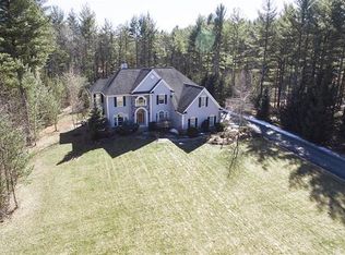 4 Azalea Dr, Saratoga Springs, NY 12866