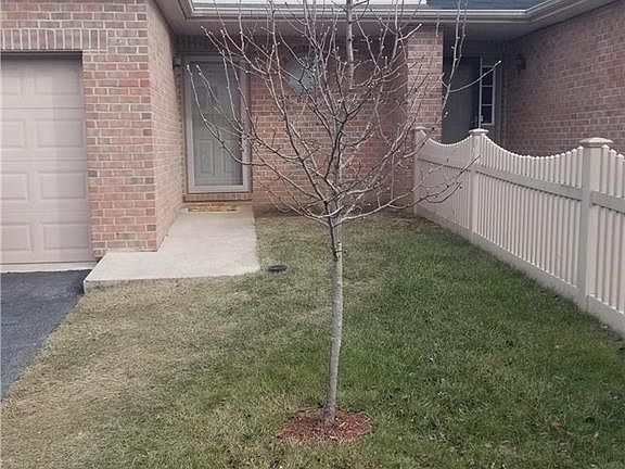 2nd image of 2560 Gillian Ln