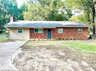 3610 Pleasant St, Ozark, AR 72949