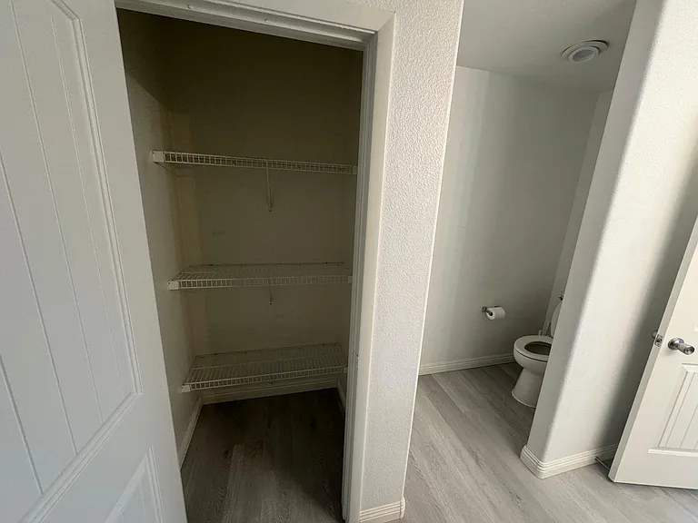 7132 Indian Head Ave — Photo 14