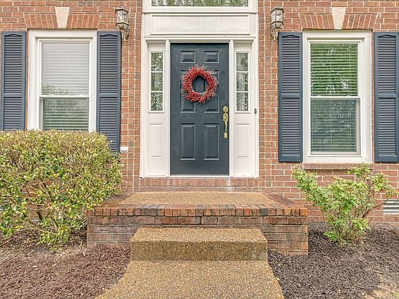 3rd image of 808 Millbrook Cir