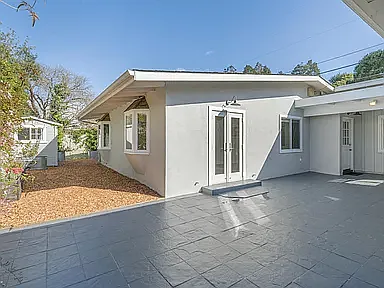 2 Somerset Ln — Photo 6