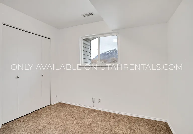 1639 Woodland Dr — Photo 10