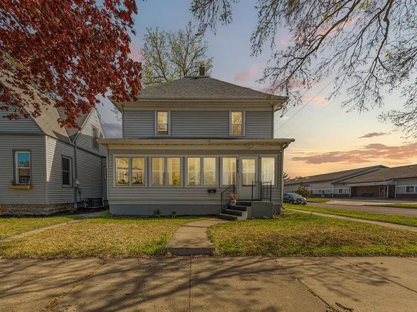 727 2nd St NW, Faribault, MN 55021