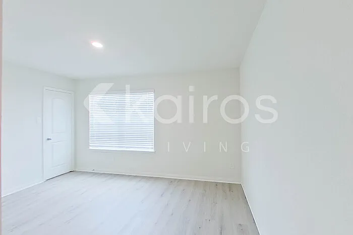 10631 Hillside Creek Dr — Photo 27