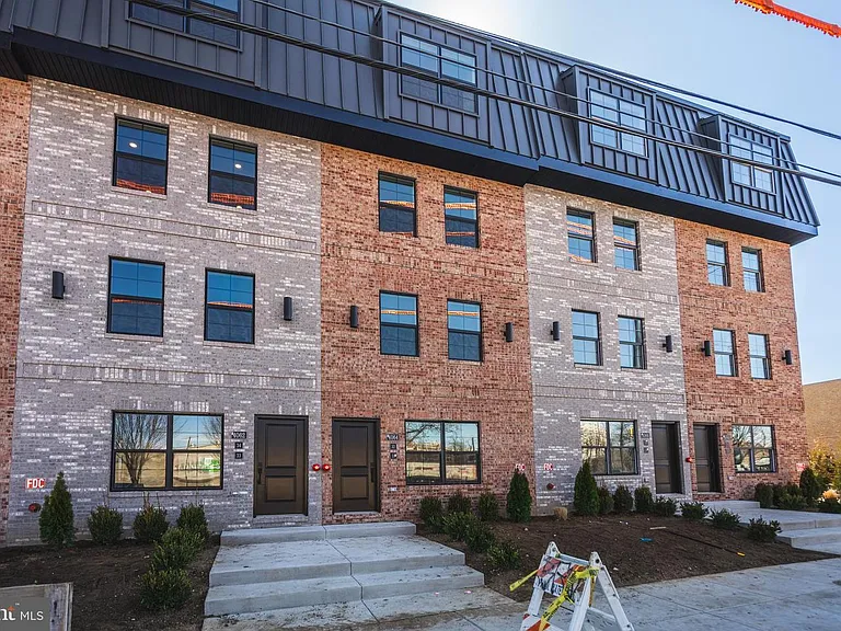 4038-4050 Marilyn Conshohocken Avenue Dr #A56 — Photo 17