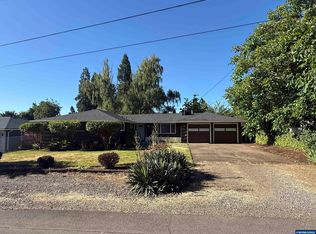 868 Charles Ave S, Salem, OR 97302