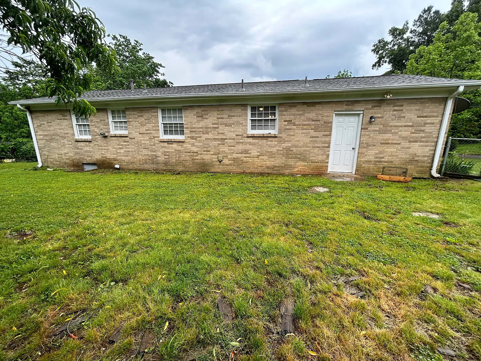 Large Corner Lot! — Photo 3