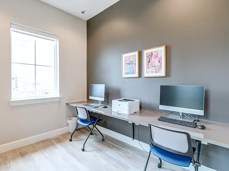 Crosswinds Apartment Homes — Photo 31