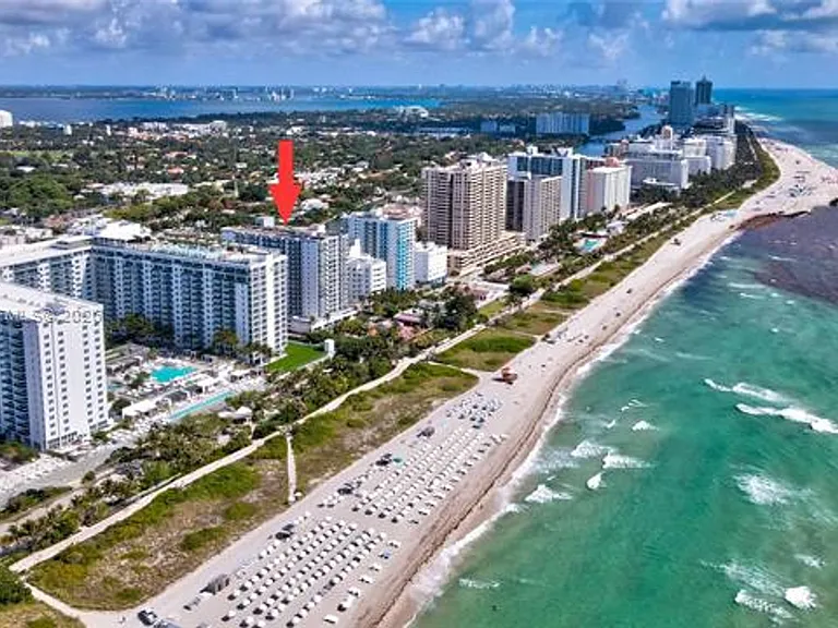 2401 Collins Ave #909 — Photo 12