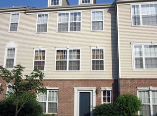9 Kosmoski Ter, Parlin, NJ 08859