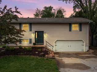 209 N Jefferson St, Mahomet, IL 61853